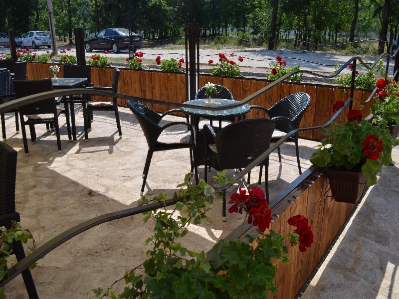 Hotel Trim Nikšić Buitenkant foto