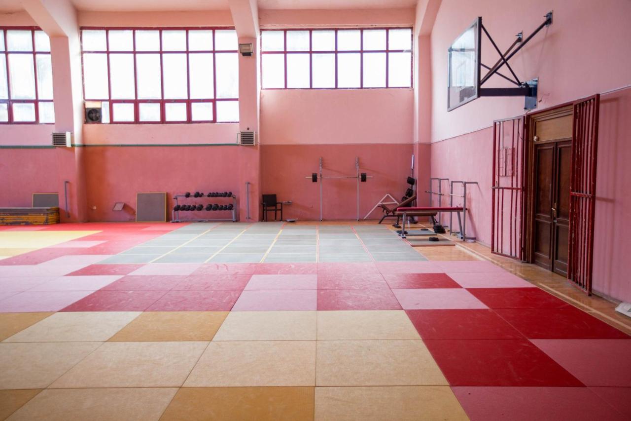 Hotel Trim Nikšić Buitenkant foto