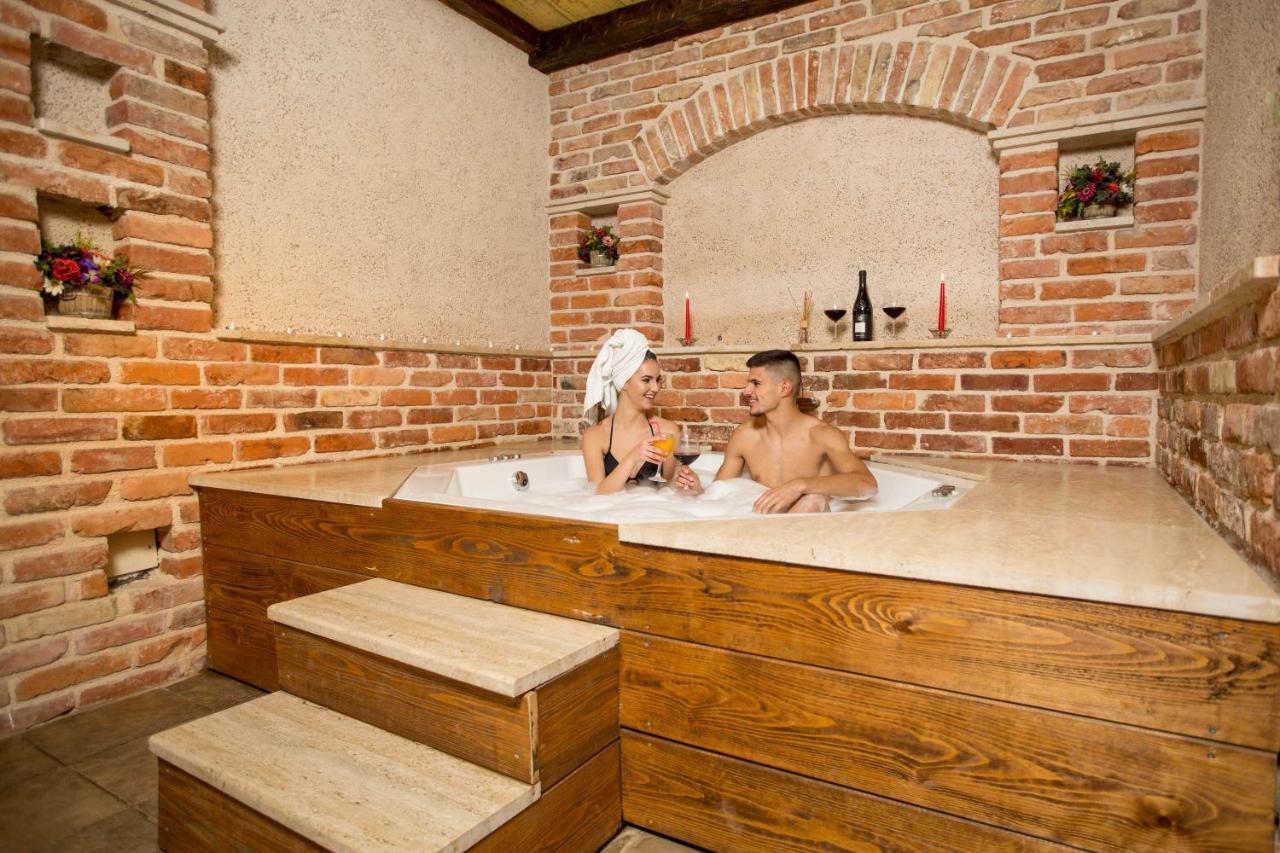 Hotel Trim Nikšić Buitenkant foto